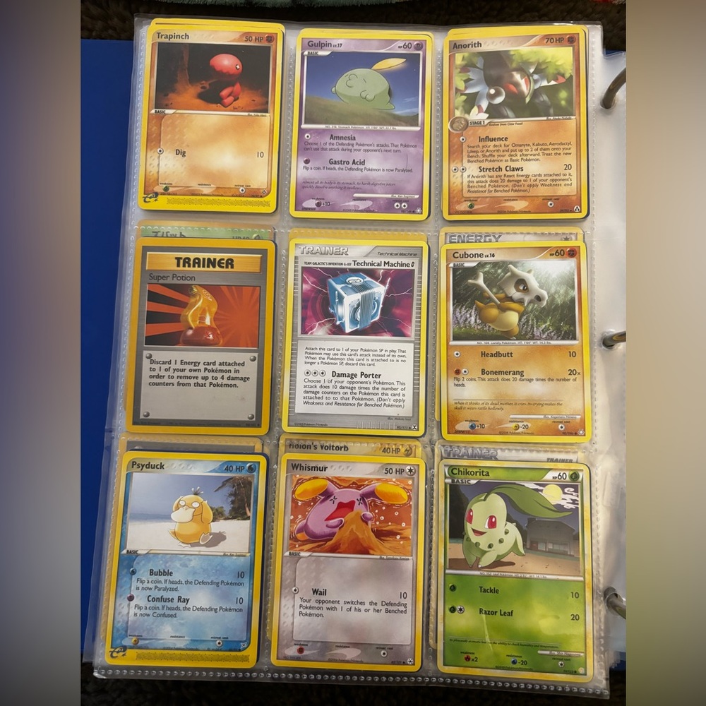 18 Pokémon cards great condition
